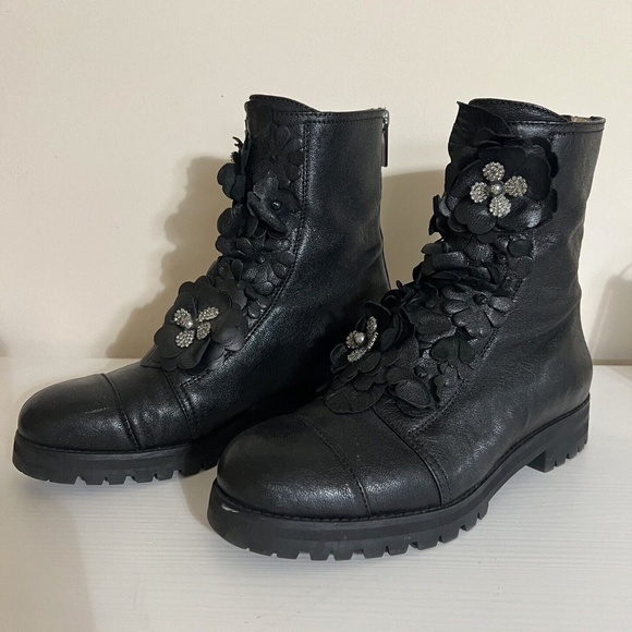 Jimmy Choo Havana Floral Combat Boots with Crystals - Black Leather Size 37 / 7 - Picture 3 of 6